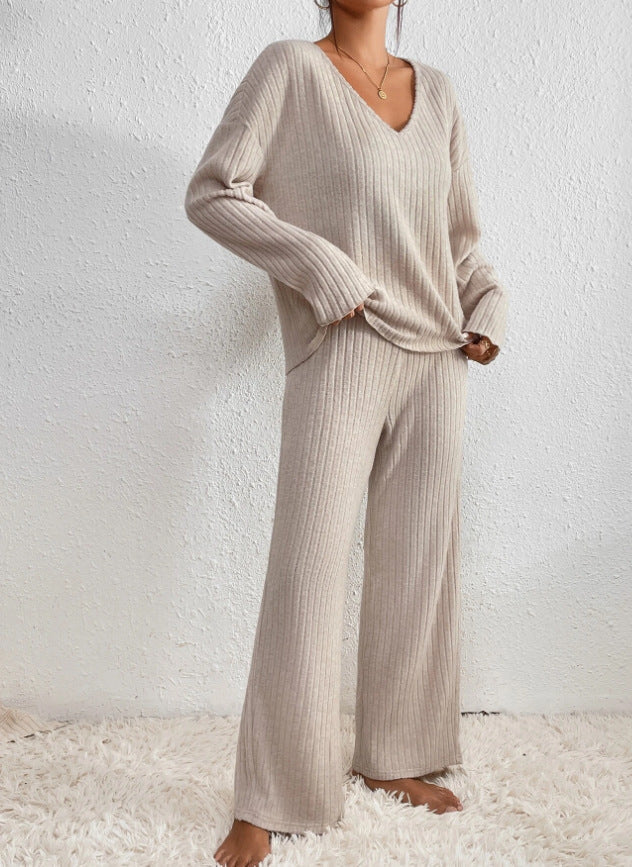 Hannah – V-Neck And Knit Pattern Two-Piece Set