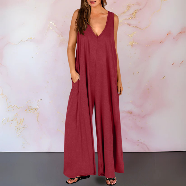 Evy - Comfortable jumpsuit with V-neck and wide legs