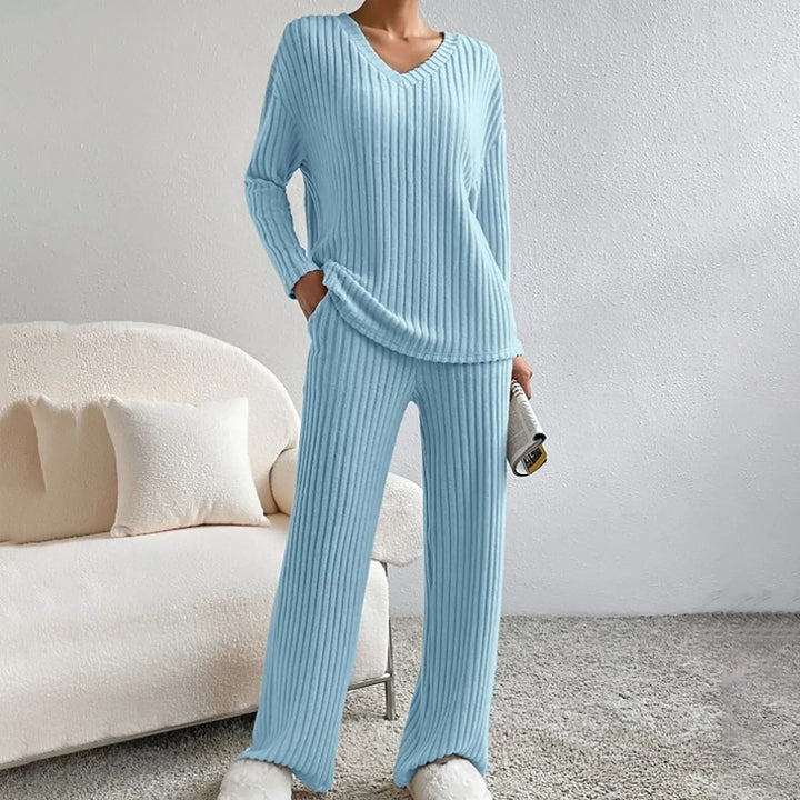Hannah – V-Neck And Knit Pattern Two-Piece Set