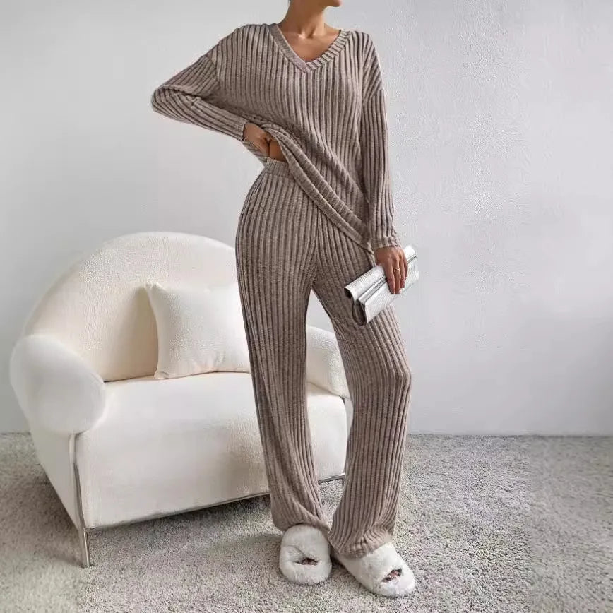 Hannah – V-Neck And Knit Pattern Two-Piece Set